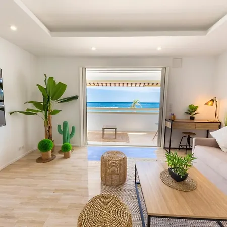 06k1 - Front Of The Sea-renovated-terraceparking Apartment Saint-Laurent-du-Var